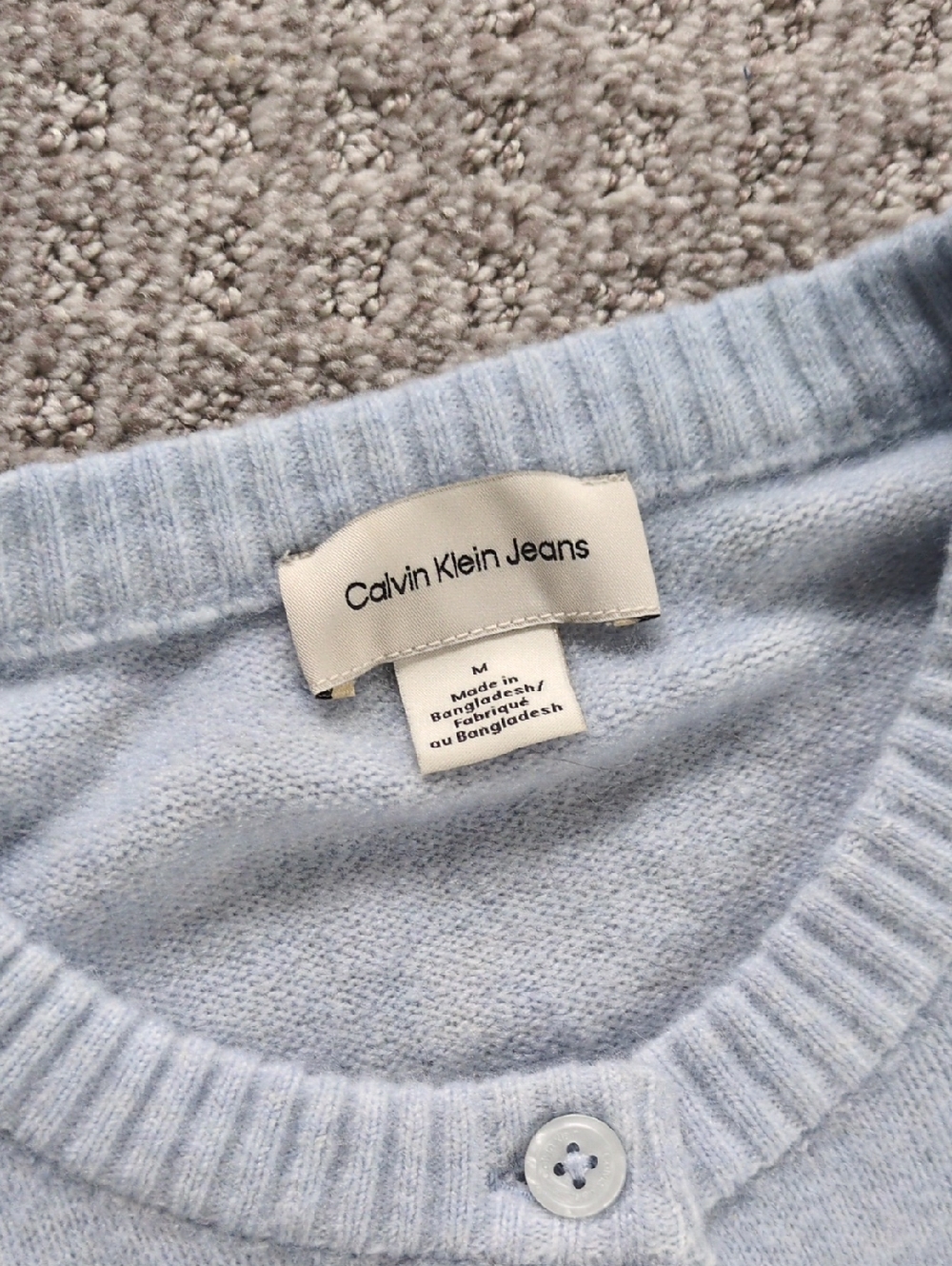 NWOT! PRISTINE Calvin Klein Wool Blend Light Blue Classic Cardigan, Size M - Picture 2 of 7